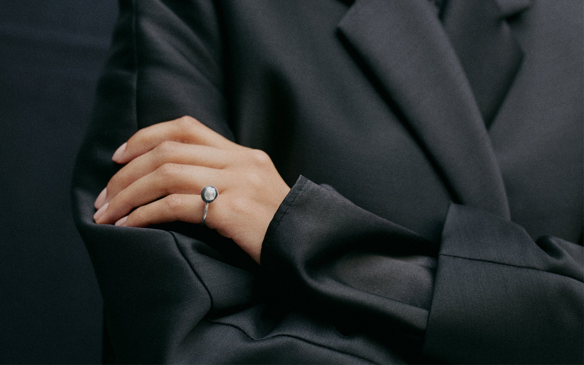 MH 925 In Orbit Ring lifestyle campaign image